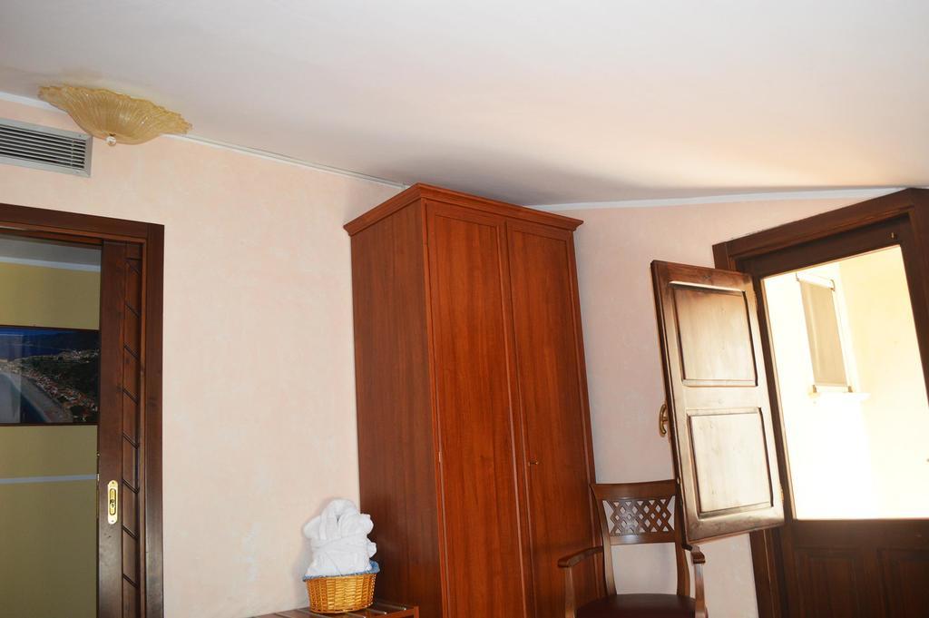 Hotel Palazzo Krataiis Scilla Bagian luar foto